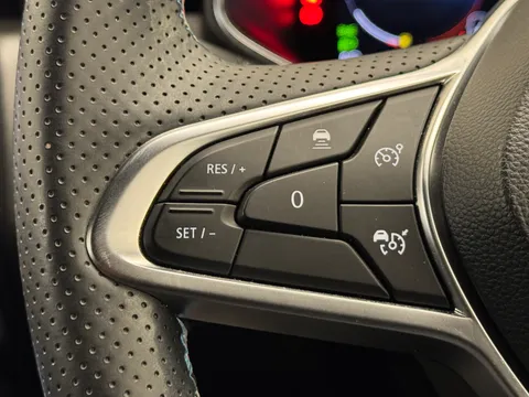 DN73JCX Renault Clio 1.6 E-TECH full hybrid 145 Esprit Alpine 5dr Auto Thumbnail #21