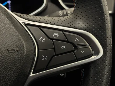 DN73JCX Renault Clio 1.6 E-TECH full hybrid 145 Esprit Alpine 5dr Auto Thumbnail #22