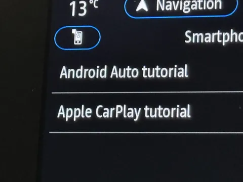DN73JCX Renault Clio 1.6 E-TECH full hybrid 145 Esprit Alpine 5dr Auto Thumbnail #26
