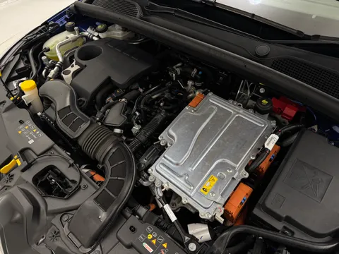 DN73JCX Renault Clio 1.6 E-TECH full hybrid 145 Esprit Alpine 5dr Auto Thumbnail #30