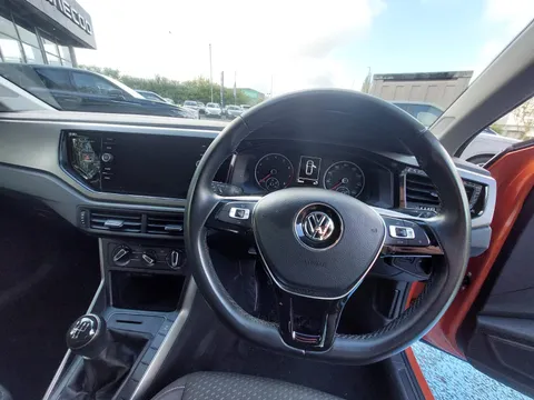BG18JYC Volkswagen Polo 1.0 TSI 95 SE 5dr Thumbnail #13