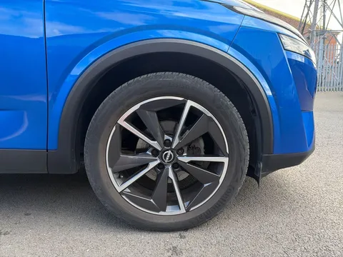 HF72XWP Nissan Qashqai 1.3 DiG-T MH 158 Tekna 5dr Xtronic Thumbnail #9