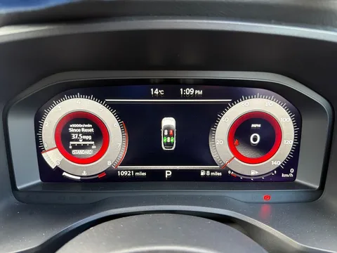 HF72XWP Nissan Qashqai 1.3 DiG-T MH 158 Tekna 5dr Xtronic Thumbnail #13
