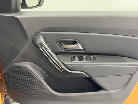 DY21YBB Dacia Duster 1.3 TCe 130 Prestige 5dr Thumbnail #24