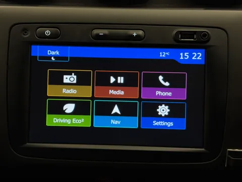 DY21YBB Dacia Duster 1.3 TCe 130 Prestige 5dr Thumbnail #30