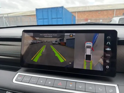 DE75VZZ SEAT Leon 2.0 TDI 184 FR 5dr DSG Thumbnail #21