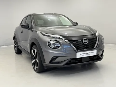 DG72FYH Nissan Juke 1.6 Hybrid Tekna 5dr Auto Thumbnail #2