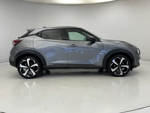 DG72FYH Nissan Juke 1.6 Hybrid Tekna 5dr Auto Thumbnail #6