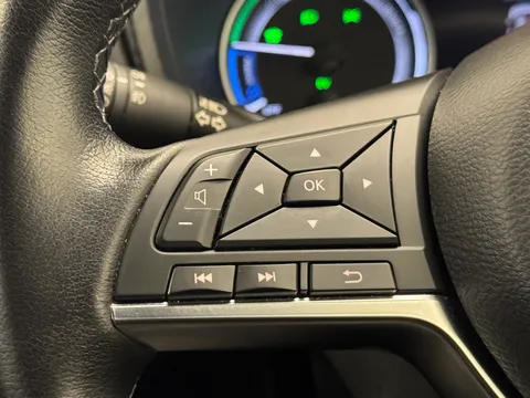 DG72FYH Nissan Juke 1.6 Hybrid Tekna 5dr Auto Thumbnail #21