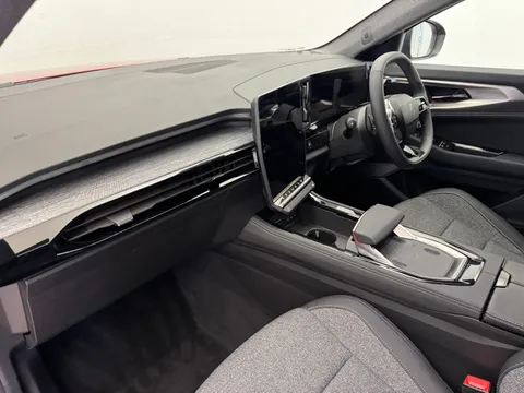 BK75LDY Renault Austral E-Tech Full Hybrid Techno 5dr Auto Thumbnail #12