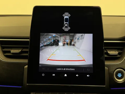 30 of 31 for Renault ARKANA 1.6 E-Tech FHEV 145 Esprit Alpine 5dr Auto