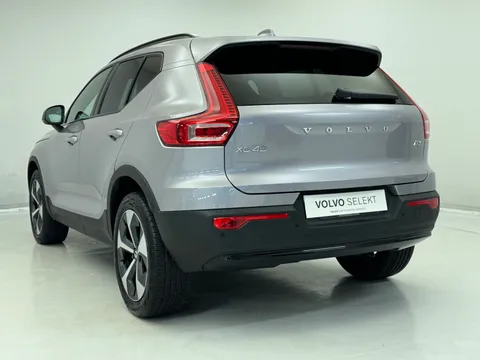 OV75ULP Volvo XC40 2.0 B3P Plus Dark 5dr Auto Thumbnail #8