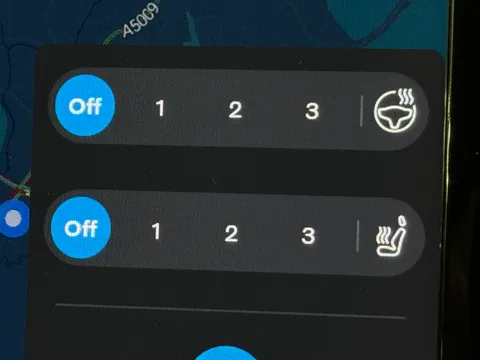 OV75ULP Volvo XC40 2.0 B3P Plus Dark 5dr Auto Thumbnail #25