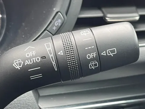 MD23RJX Mazda Mazda3 2.0 e-Skyactiv G MHEV Sport Lux 5dr Thumbnail #44