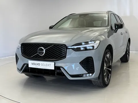 OY75LJK Volvo XC60 2.0 B5P Ultra Dark 5dr AWD Geartronic Thumbnail #4