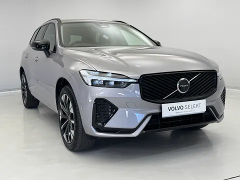 OY75XBB Volvo XC60 2.0 B5P Plus Dark 5dr AWD Geartronic Thumbnail #1