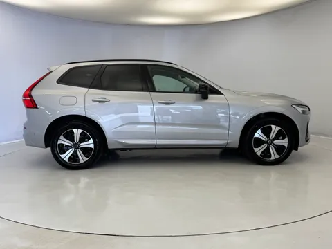 RE25WGJ Volvo XC60 2.0 T6 [350] RC PHEV Plus Dark 5dr AWD Geartronic Thumbnail #2