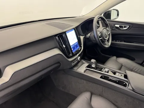 RE25WGJ Volvo XC60 2.0 T6 [350] RC PHEV Plus Dark 5dr AWD Geartronic Thumbnail #11
