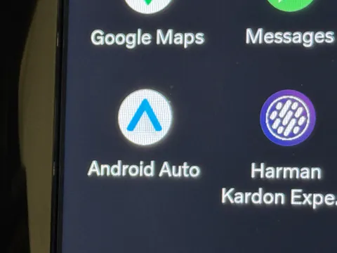 RE25WGJ Volvo XC60 2.0 T6 [350] RC PHEV Plus Dark 5dr AWD Geartronic Thumbnail #31