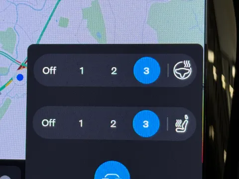 RE25WGJ Volvo XC60 2.0 T6 [350] RC PHEV Plus Dark 5dr AWD Geartronic Thumbnail #32