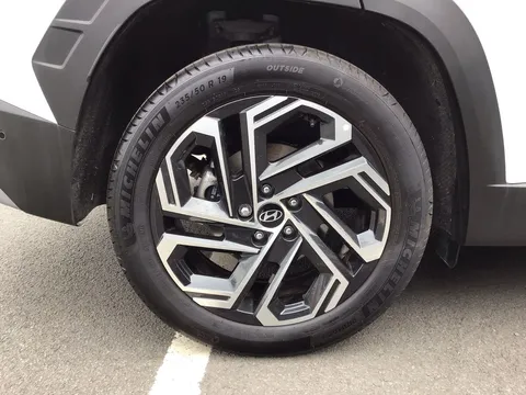DS75UCC Hyundai Tucson 1.6T 239 Hybrid Ultimate 5dr Auto Thumbnail #12