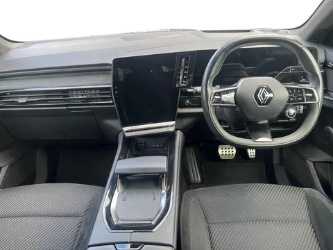 10 of 32 for Renault Austral E-Tech FHEV Techno Esprit Alpine 5dr Auto