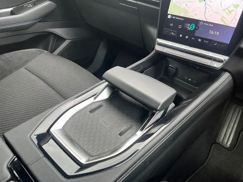 12 of 32 for Renault Austral E-Tech FHEV Techno Esprit Alpine 5dr Auto