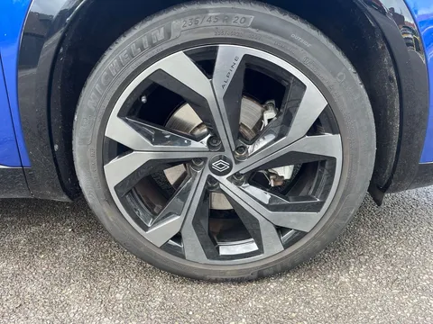 13 of 32 for Renault Austral E-Tech FHEV Techno Esprit Alpine 5dr Auto