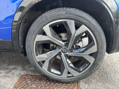 15 of 32 for Renault Austral E-Tech FHEV Techno Esprit Alpine 5dr Auto