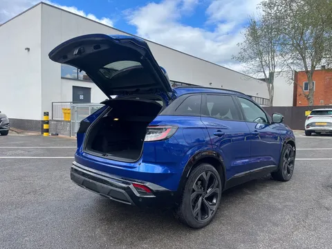 18 of 32 for Renault Austral E-Tech FHEV Techno Esprit Alpine 5dr Auto