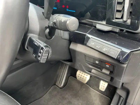 26 of 32 for Renault Austral E-Tech FHEV Techno Esprit Alpine 5dr Auto