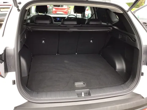 DS75UCC Hyundai Tucson 1.6T 239 Hybrid Ultimate 5dr Auto Thumbnail #16