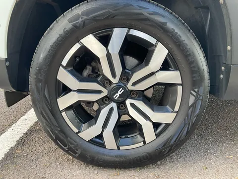 BG23WVY Dacia Duster 1.3 TCe 130 Journey 5dr Thumbnail #16