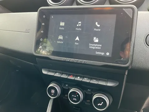 BG23WVY Dacia Duster 1.3 TCe 130 Journey 5dr Thumbnail #24