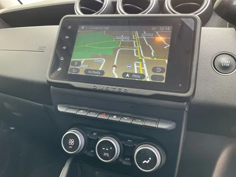 BG23WVY Dacia Duster 1.3 TCe 130 Journey 5dr Thumbnail #25