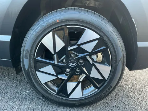 EN74VHB Hyundai Kona 1.6 Hybrid 129 Ultimate 5dr DCT Thumbnail #11