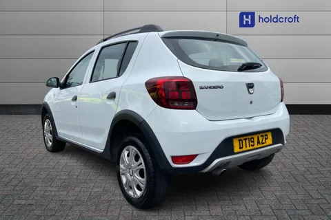 2 of 40 for DACIA SANDERO STEPWAY 0.9 TCe Essential 5dr