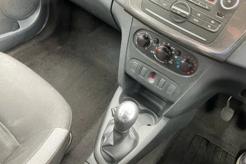 12 of 40 for DACIA SANDERO STEPWAY 0.9 TCe Essential 5dr