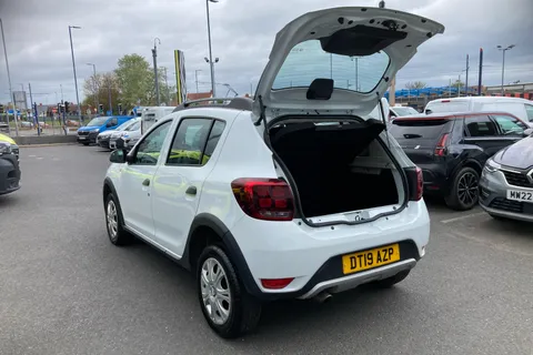 40 of 40 for DACIA SANDERO STEPWAY 0.9 TCe Essential 5dr