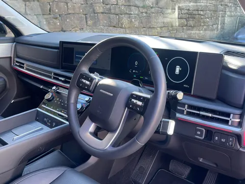 MV74YSY Hyundai Santa Fe 1.6 TGDi Hybrid Ultimate 5dr 4WD Auto Thumbnail #4