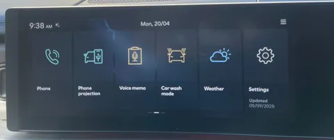 MV74YSY Hyundai Santa Fe 1.6 TGDi Hybrid Ultimate 5dr 4WD Auto Thumbnail #37