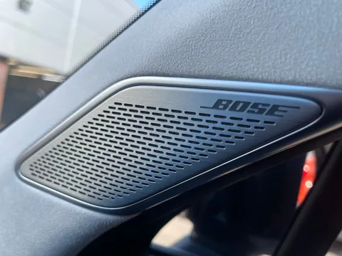 MV74YSY Hyundai Santa Fe 1.6 TGDi Hybrid Ultimate 5dr 4WD Auto Thumbnail #38