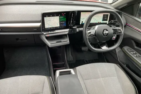 10 of 40 for RENAULT MEGANE E-TECH EV60 160kW Techno 60kWh Optimum Charge 5dr Auto