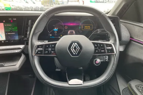 17 of 40 for RENAULT MEGANE E-TECH EV60 160kW Techno 60kWh Optimum Charge 5dr Auto