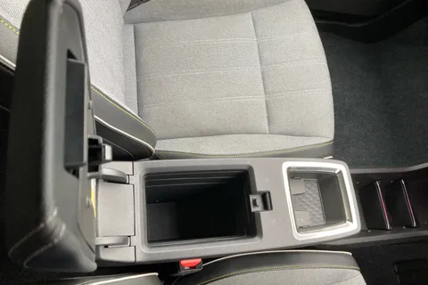 23 of 40 for RENAULT MEGANE E-TECH EV60 160kW Techno 60kWh Optimum Charge 5dr Auto