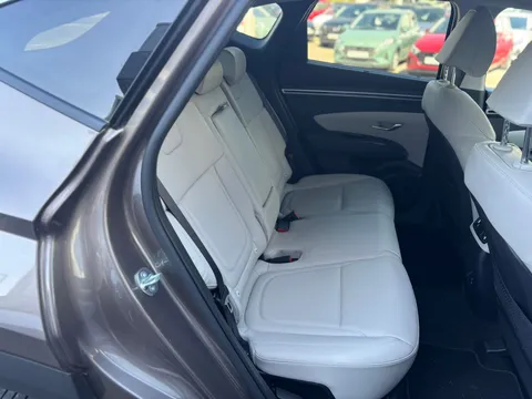 MK73SOC Hyundai Tucson 1.6 TGDi Ultimate 5dr 2WD Thumbnail #21