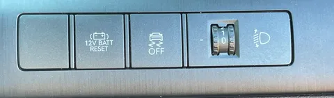 EN74ZYS Hyundai Kona 1.6 Hybrid 129 N Line S 5dr DCT Thumbnail #28