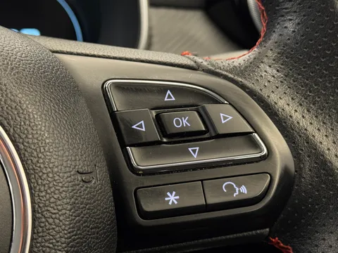 LD70RRZ Mg Motor Uk Zs 1.5 VTi-TECH Exclusive 5dr Thumbnail #22