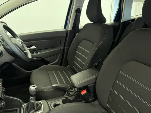 13 of 31 for Dacia Duster 1.0 TCe 90 Comfort 5dr