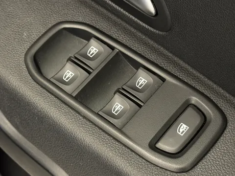 19 of 31 for Dacia Duster 1.0 TCe 90 Comfort 5dr